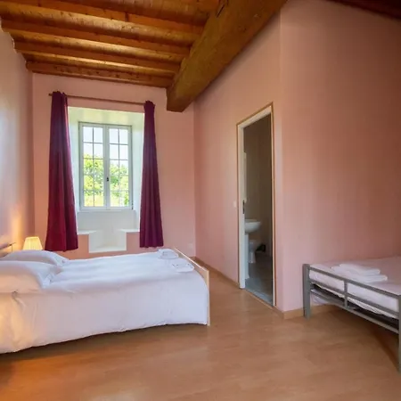 Manoir Le Cosquer Hébergement de vacances Pommerit-le-Vicomte